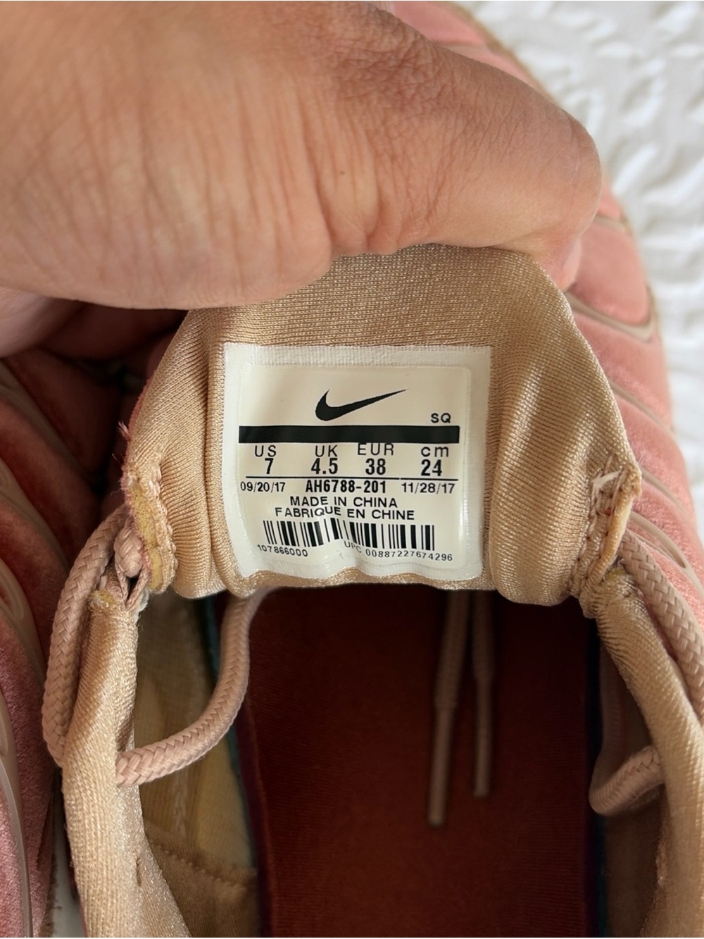 Nike Air Max Plus LX Velvet Dusty Peach Pink Beige AH6788-201 Women's Size 7 - Picture 9 of 9